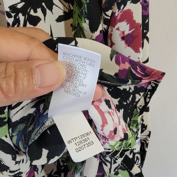 J. Jill Women's Multicolored Floral Button-Up Shirt Sz M Long Sleeve Cottagecore - Picture 8 of 10